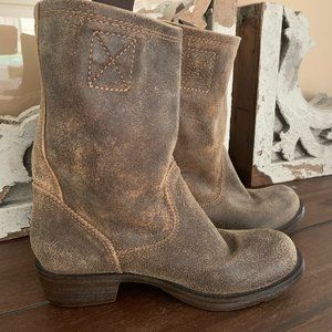 Steve Madden Brown Suede Boots